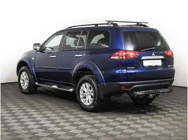 Mitsubishi Pajero Sport III