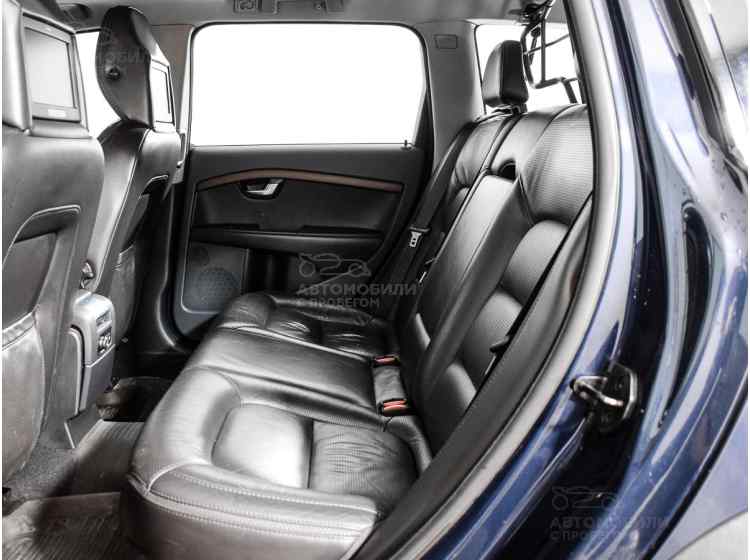 Volvo XC70 II
