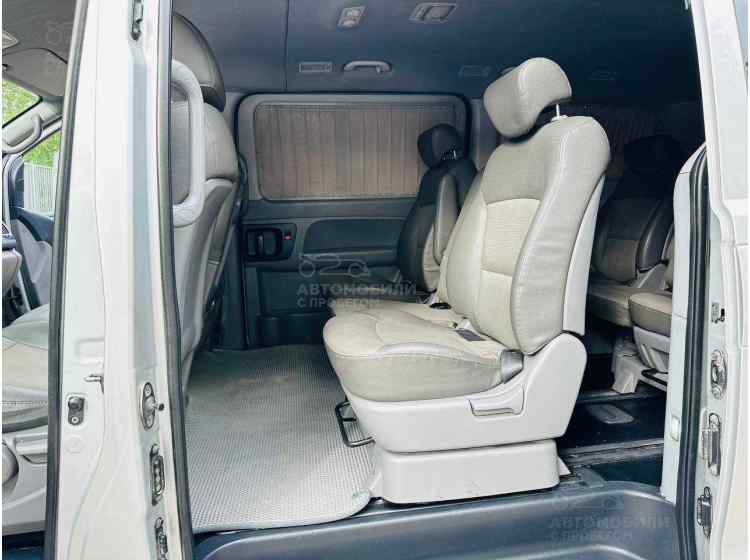 Hyundai Grand Starex I