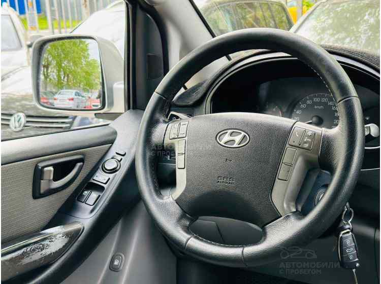 Hyundai Grand Starex I