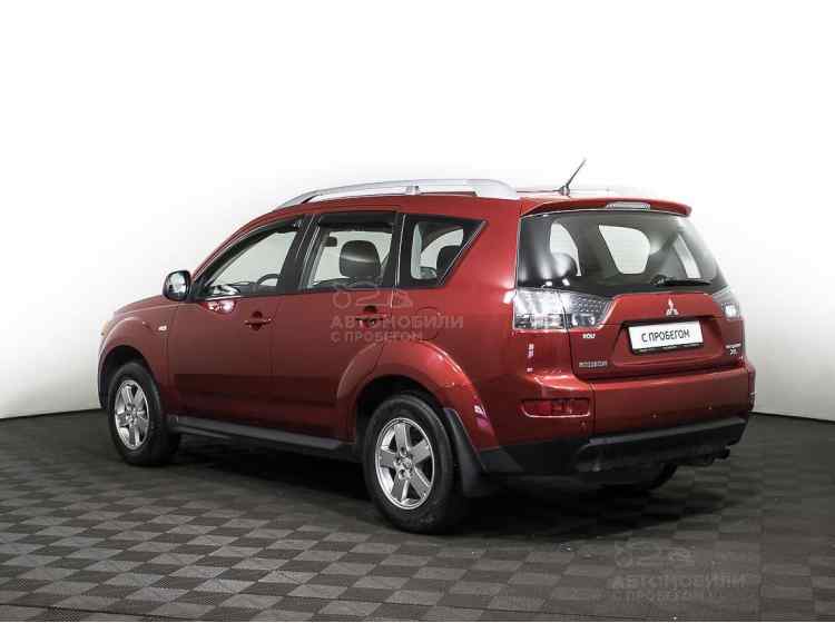 Mitsubishi Outlander II