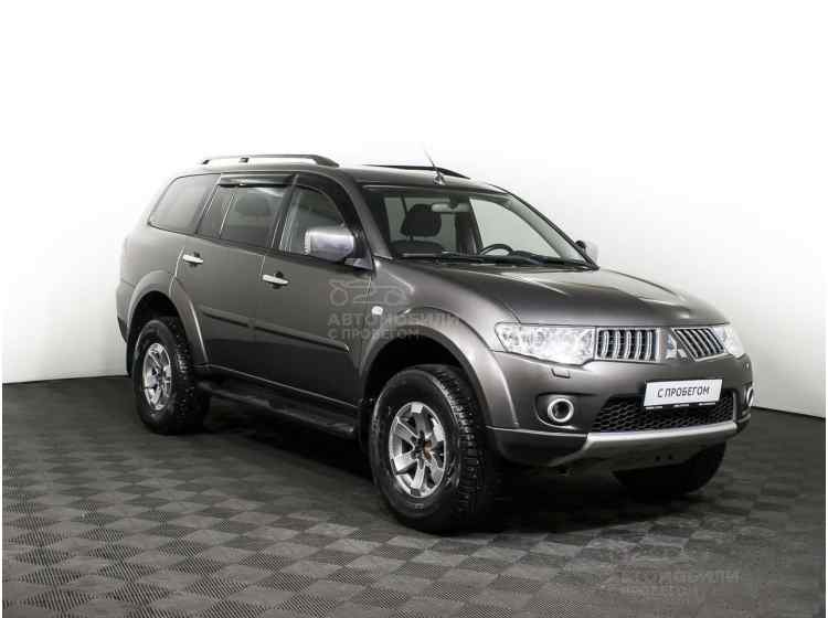 Mitsubishi Pajero Sport II