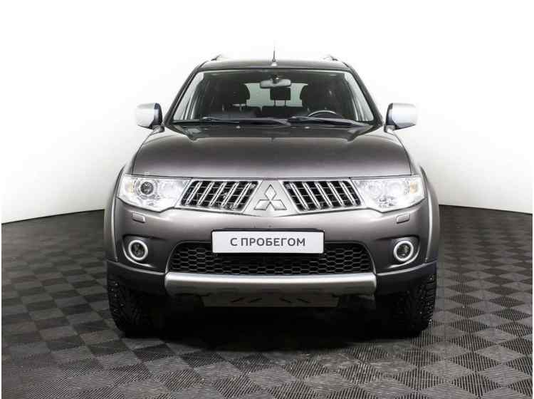 Mitsubishi Pajero Sport II