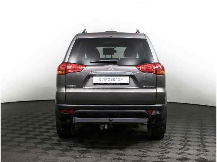 Mitsubishi Pajero Sport II