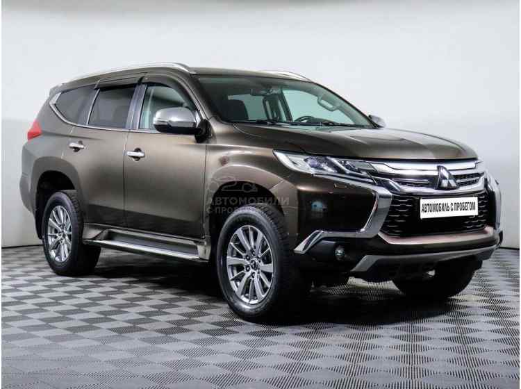 Mitsubishi Pajero Sport III