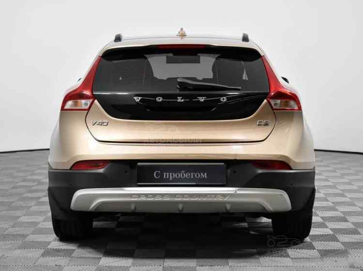 Volvo V40 Cross Country I